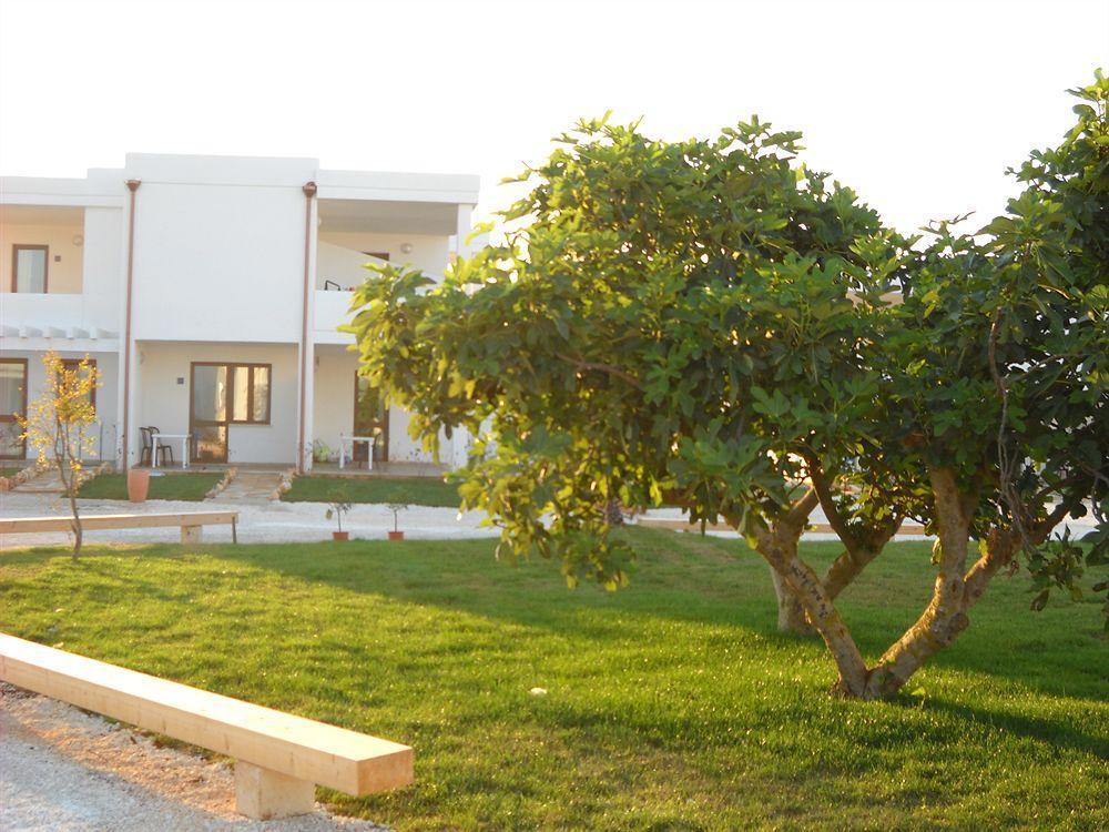 Torre Guaceto Resort Carovigno Extérieur photo
