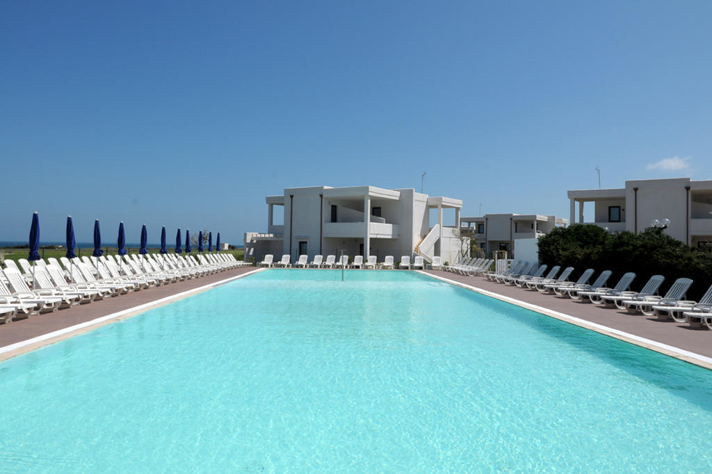 Torre Guaceto Resort Carovigno Extérieur photo